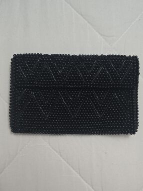 Vintage Bass by Susan Black Beaded Coin Purse – Retro 50s 60s Micro Bead Clutch